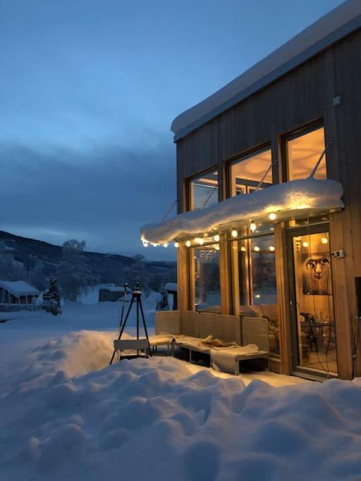 Delikat Hytte Omgitt Av Hallingdals Vakre Fjell 알 외부 사진